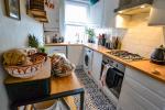 Additional Photo of Cricklewood Lane, Childs Hill, London, NW2 2QE